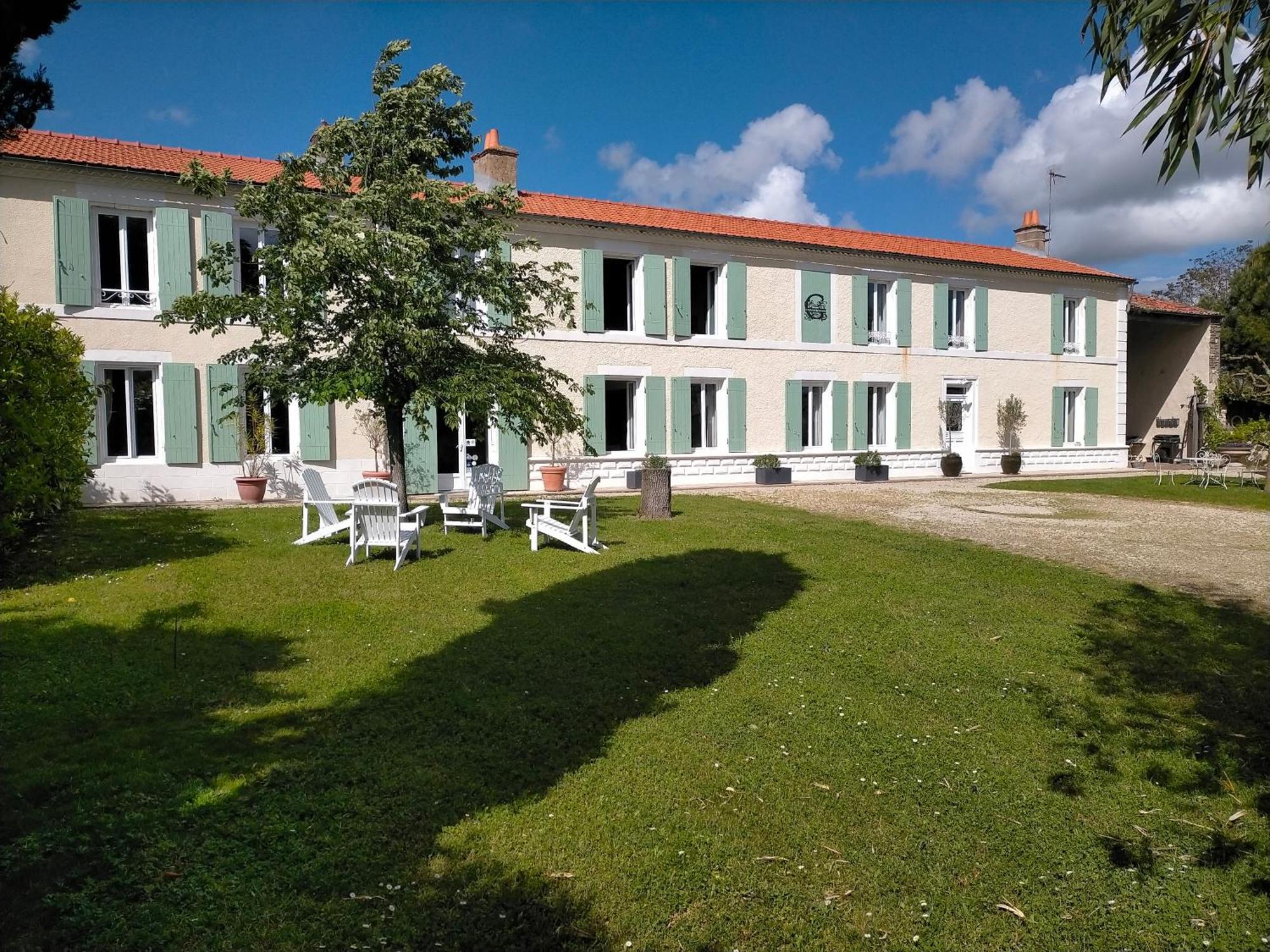 Les Grands Vents Otel Chervettes Dış mekan fotoğraf